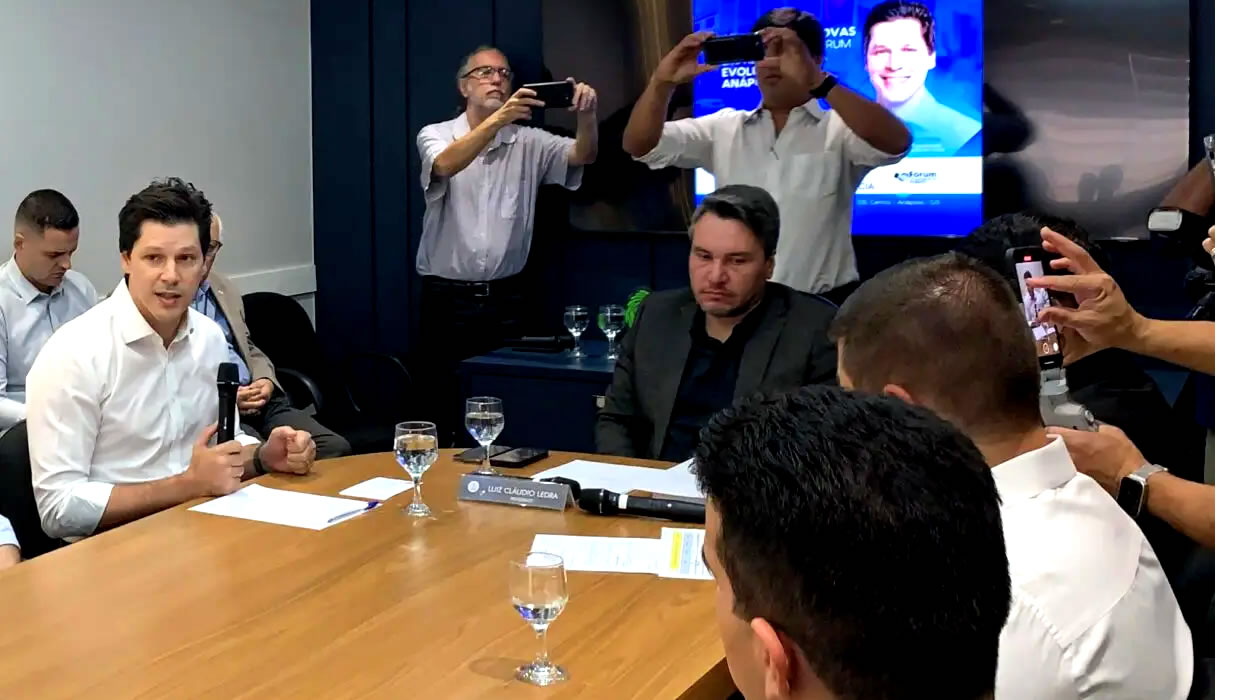 Daniel Vilela tem encontro com setor produtivo de Anápolis