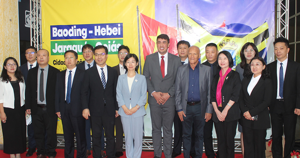 Delegação da China visita o polo industrial de Jaraguá