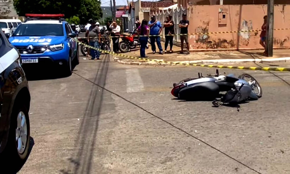 Acidente entre moto e carro deixa uma vítima fatal em Jaraguá