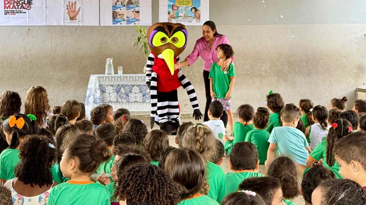 Escolas e Saúde na guerra contra o mosquito da dengue