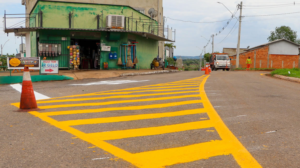 Ruas estão sendo sinalizadas em parceria com o Detran