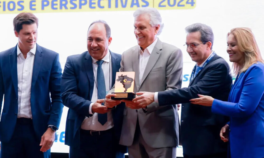 premio municipalista ronaldo caiado