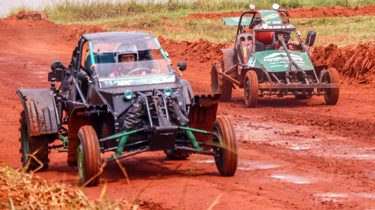 esportes radicais marcou mais um dia de carnaval em jaraguá2