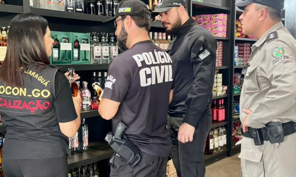 Identificar bebidas falsificadas não é um processo simples-